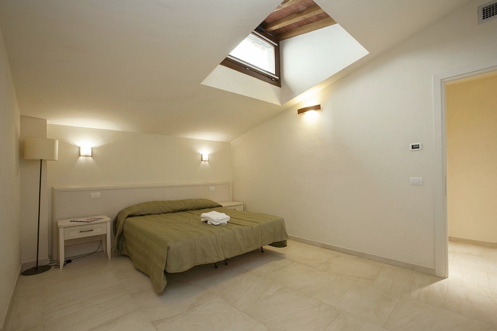 Apartment, 2 Bedrooms, Balcony (5/A , Borgo Albizi 29 - Lift) - Guestroom