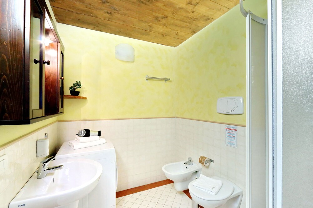 Superior Duplex, 2 Bedrooms, Annex Building (Palagio, Vicolo del Panico 2 - Lift) - Bathroom