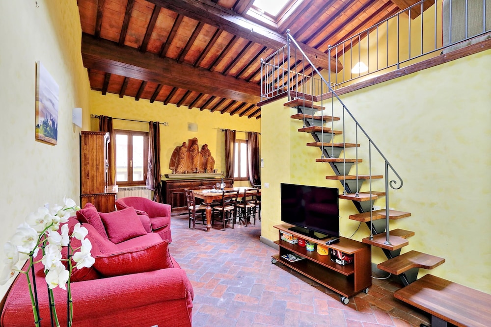 Superior Duplex, 2 Bedrooms, Annex Building (Palagio, Vicolo del Panico 2 - Lift) - Living Area