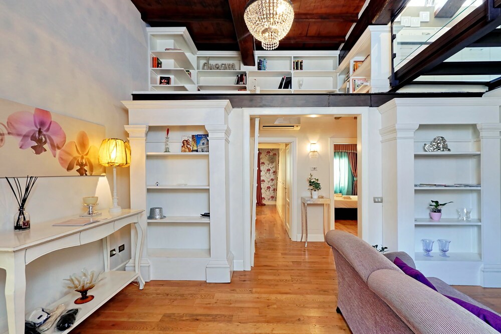 Duplex, 3 Bedrooms (Guelfo, Vicolo del Panico 2) - Living Area