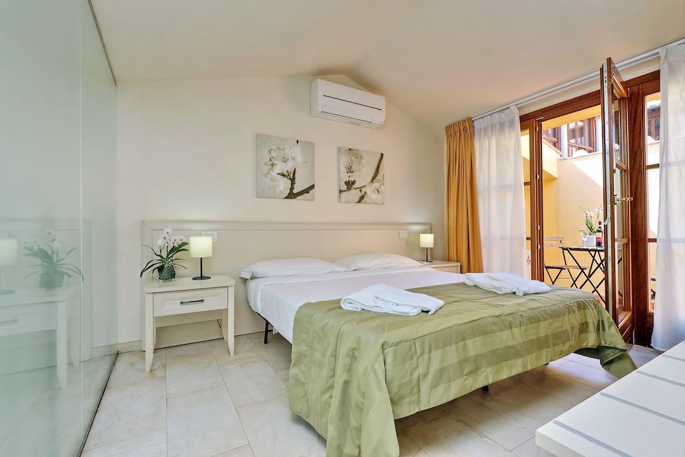 Duplex, 2 Bedrooms (2/A, Borgo Albizi 29 - Lift) - Guestroom