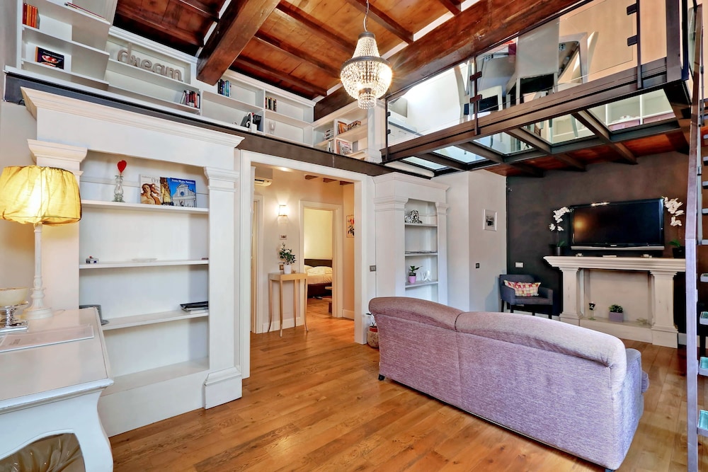 Duplex, 3 Bedrooms (Guelfo, Vicolo del Panico 2) - Living Room