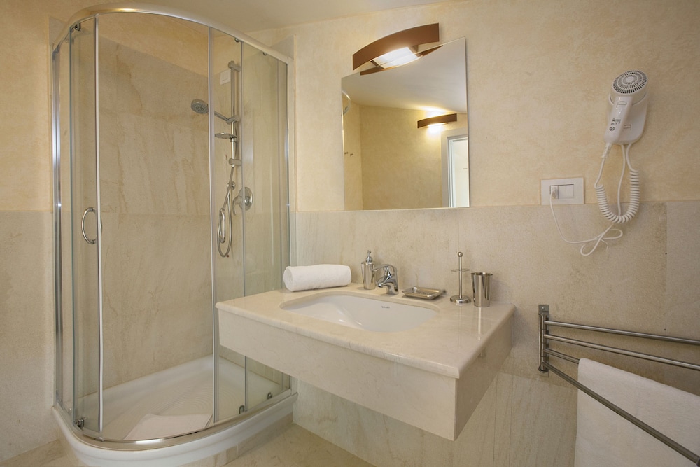 Duplex, 2 Bedrooms (1/A , Borgo Albizi 29 - Lift) - Bathroom