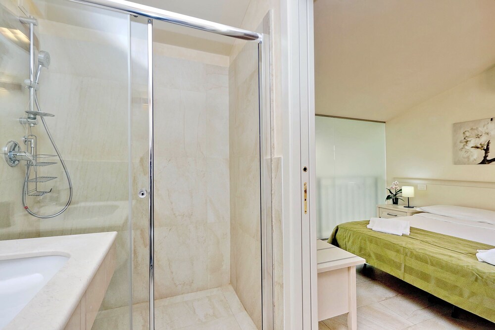 Duplex, 2 Bedrooms (2/A, Borgo Albizi 29 - Lift) - Bathroom