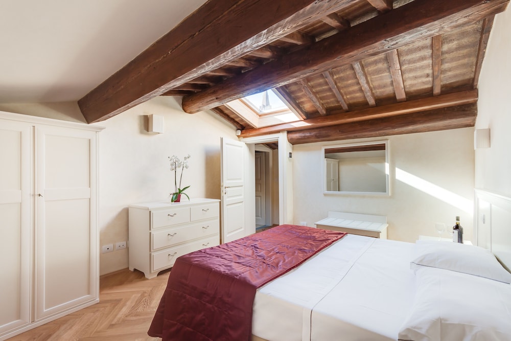 Duplex, 3 Bedrooms (9/A , Borgo Albizi 29 - Lift) - Guestroom