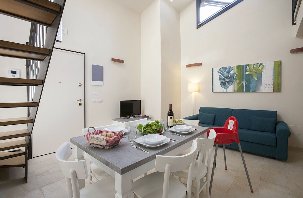 Duplex, 2 Bedrooms (4/A , Borgo Albizi 29 - Lift) - Living Area