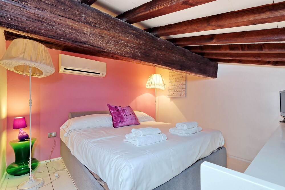 Duplex, 3 Bedrooms (Guelfo, Vicolo del Panico 2) - Guestroom