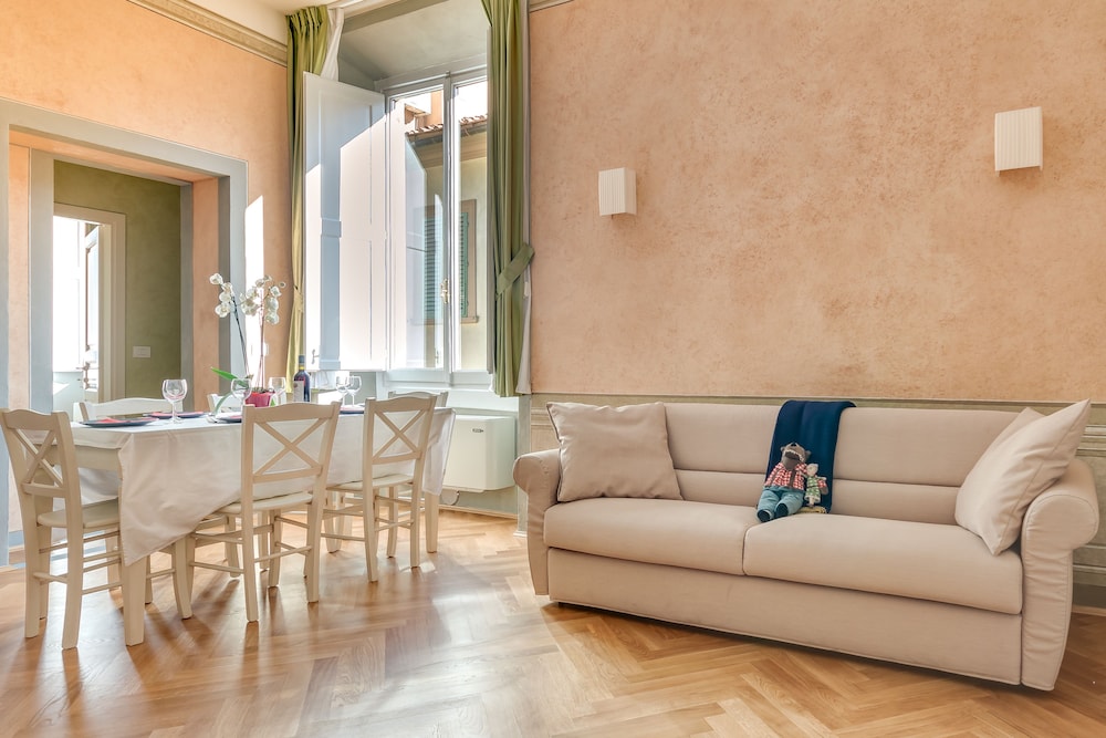 Duplex, 3 Bedrooms (9/A , Borgo Albizi 29 - Lift) - Living Room