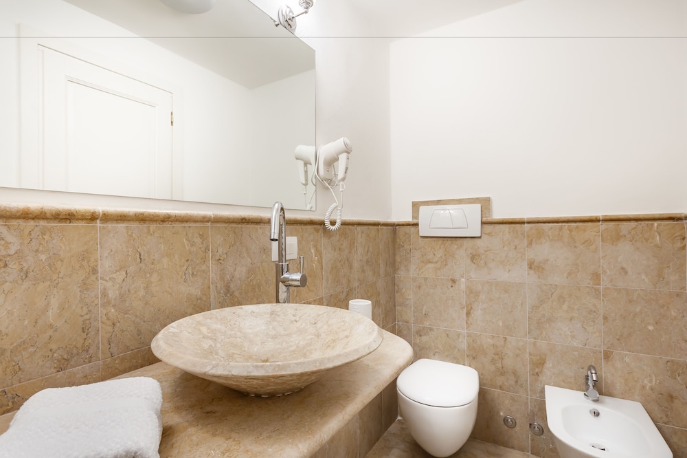 Duplex, 3 Bedrooms (9/A , Borgo Albizi 29 - Lift) - Bathroom