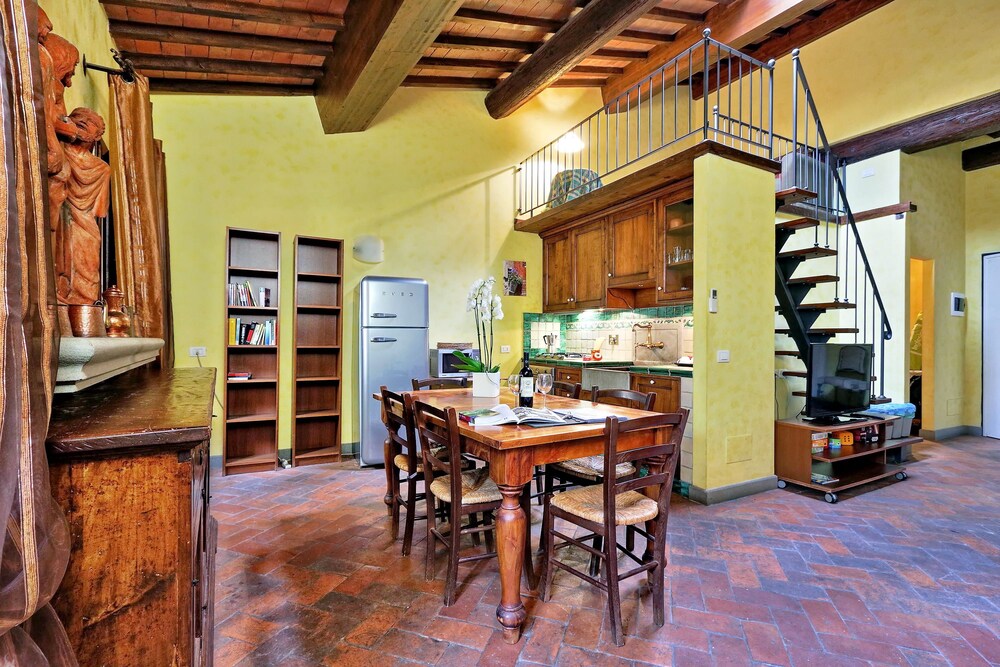 Superior Duplex, 2 Bedrooms, Annex Building (Palagio, Vicolo del Panico 2 - Lift) - In-Room Dining