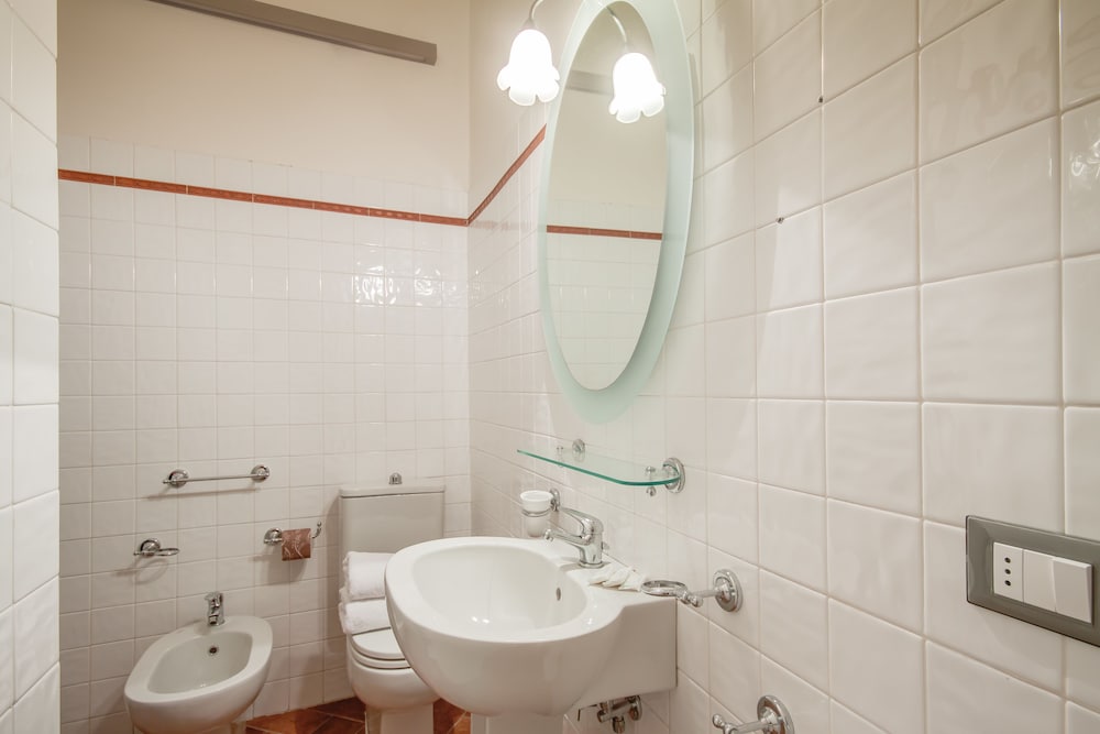 Apartment, 1 Bedroom (Lillà, Via della condotta 16) - Bathroom