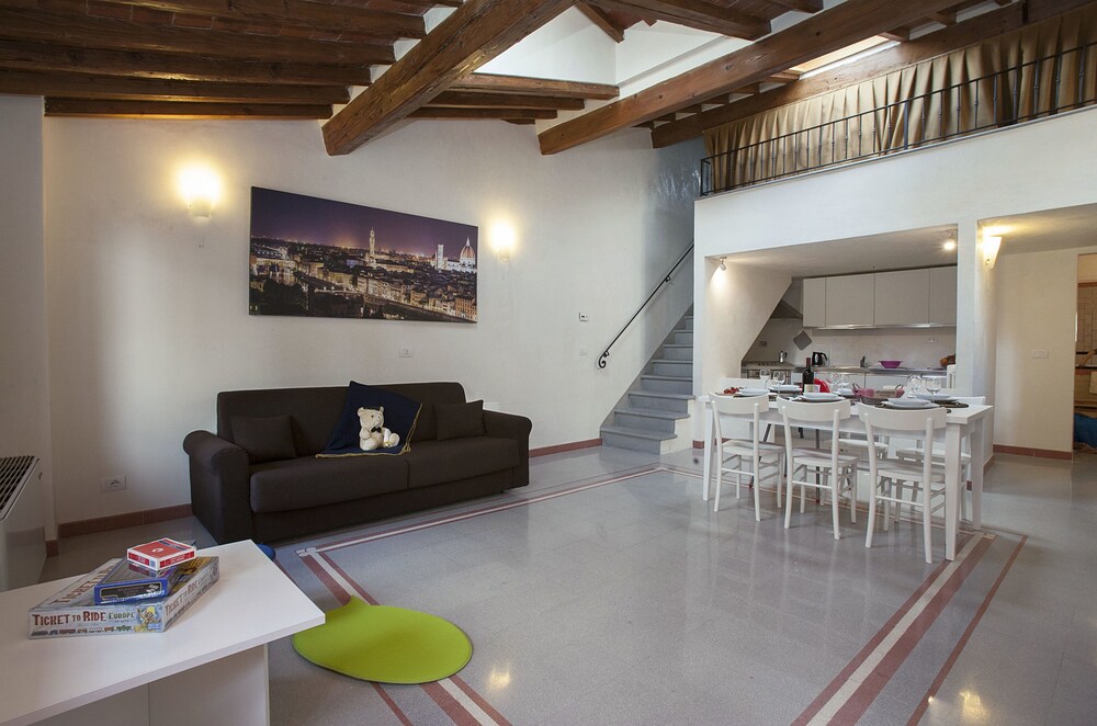 Apartment, 2 Bedrooms (7/A, Borgo Albizi 29 - Lift) - Living Room