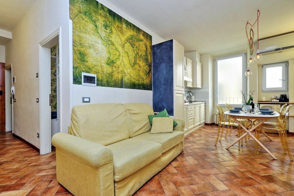 Apartment, 1 Bedroom (Giallo, Via della condotta 16) - Living Area