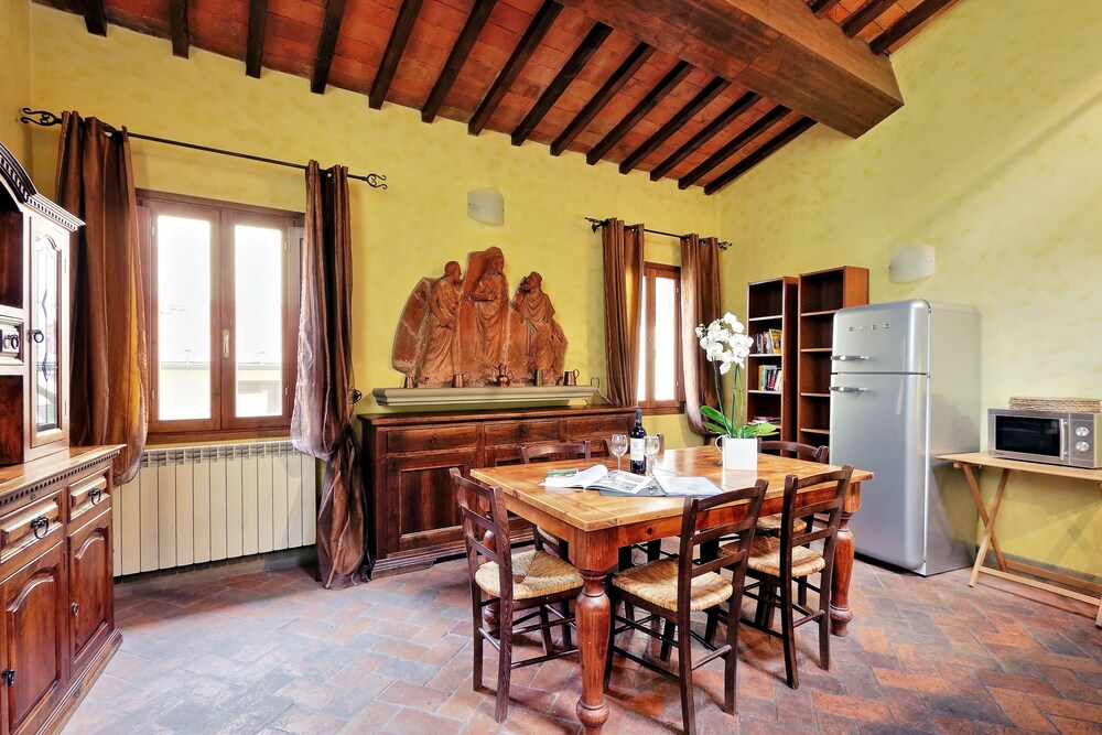 Superior Duplex, 2 Bedrooms, Annex Building (Palagio, Vicolo del Panico 2 - Lift) - In-Room Dining