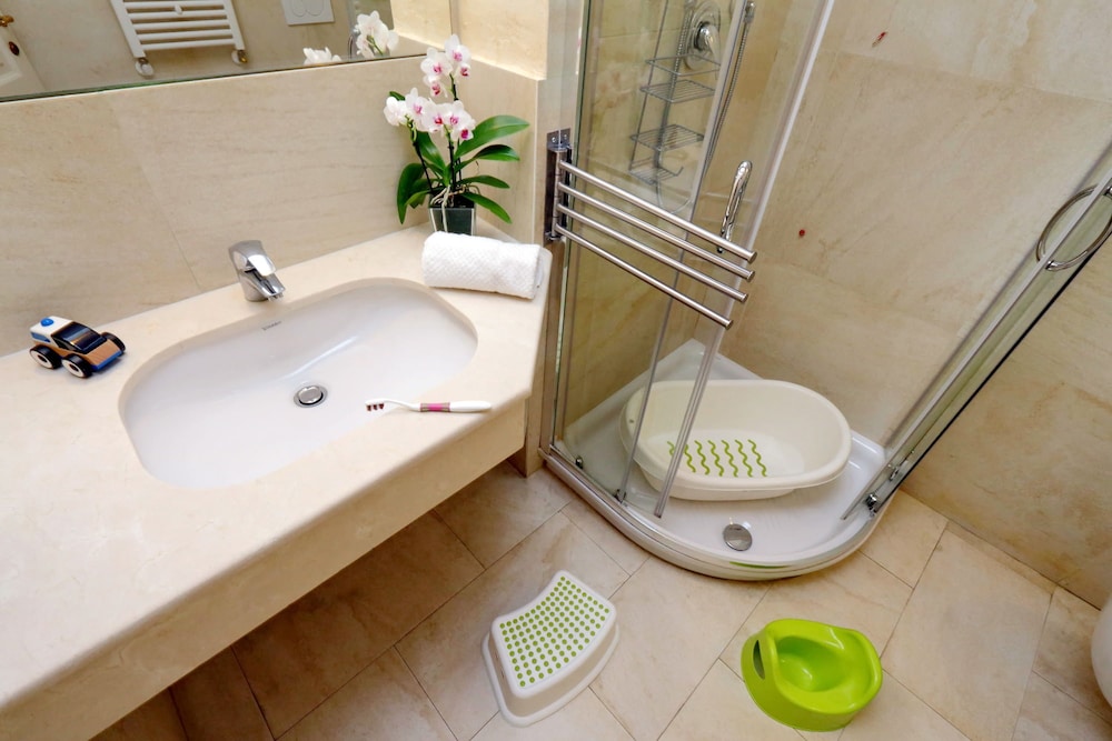 Duplex, 2 Bedrooms (2/A, Borgo Albizi 29 - Lift) - Bathroom