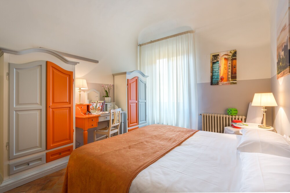 Apartment, 2 Bedrooms (Arancio, Via della condotta 16) - Guestroom