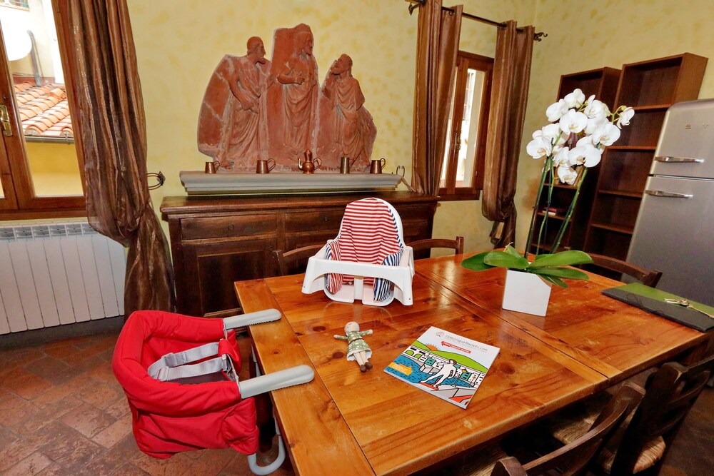 Superior Duplex, 2 Bedrooms, Annex Building (Palagio, Vicolo del Panico 2 - Lift) - Living Area