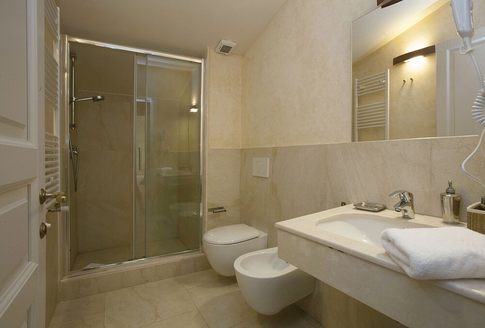 Apartment, 2 Bedrooms, Balcony (5/A , Borgo Albizi 29 - Lift) - Bathroom