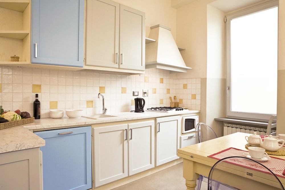 Apartment, 1 Bedroom (Celeste, Via della condotta 16) - Living Area