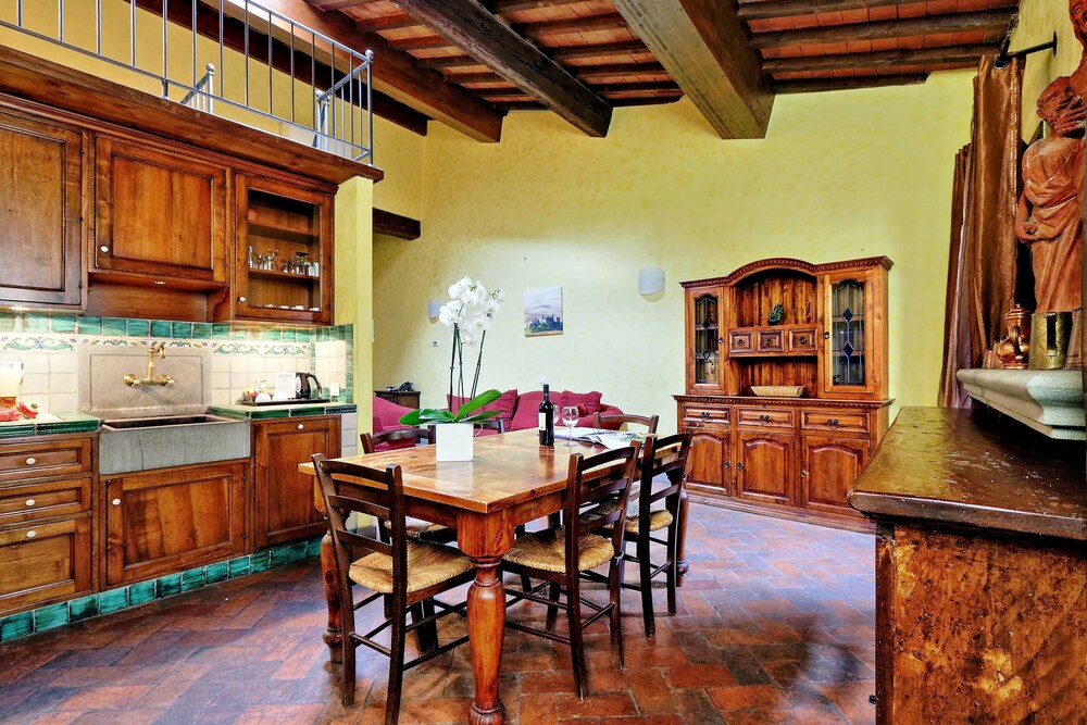 Superior Duplex, 2 Bedrooms, Annex Building (Palagio, Vicolo del Panico 2 - Lift) - In-Room Dining