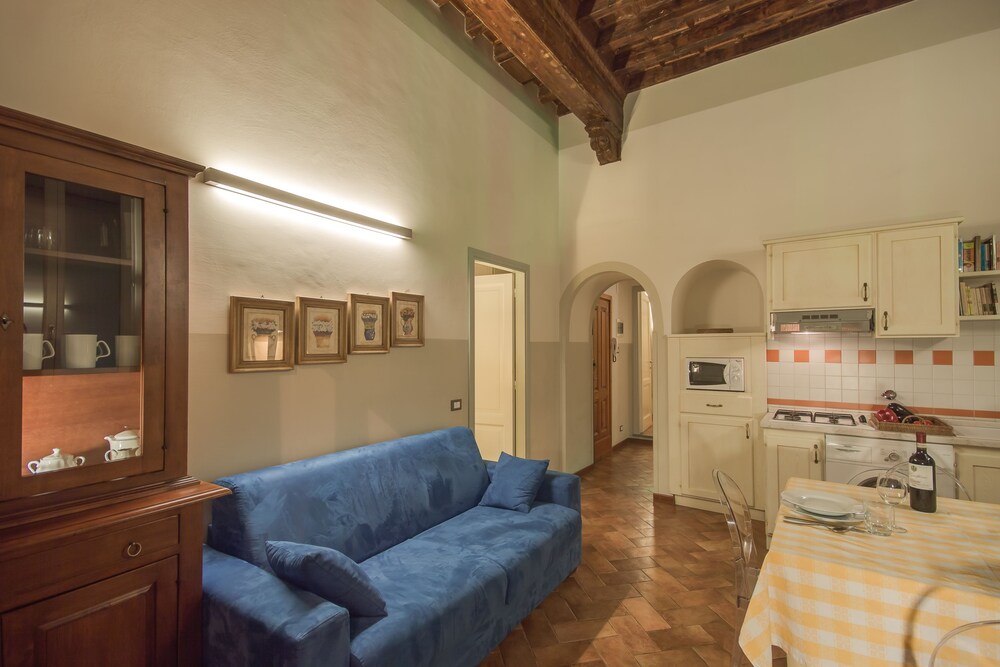 Apartment, 2 Bedrooms (Indaco. Via della condotta 16) - Living Area