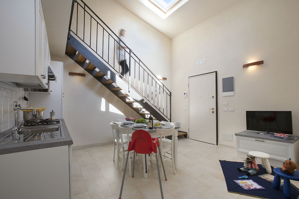 Duplex, 2 Bedrooms (4/A , Borgo Albizi 29 - Lift) - Living Area
