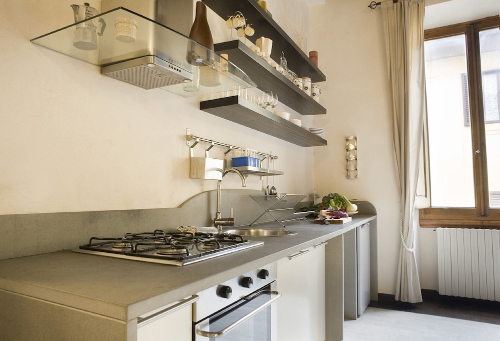 Executive Apartment, 1 Bedroom, Annex Building (Loggia, Via dei Calzaiuoli 2) - In-Room Kitchenette