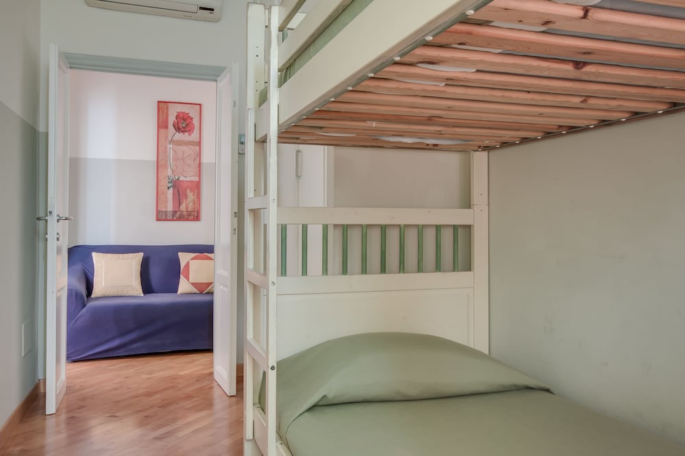 Penthouse, View (Rosso, Via della condotta 16) - Guestroom