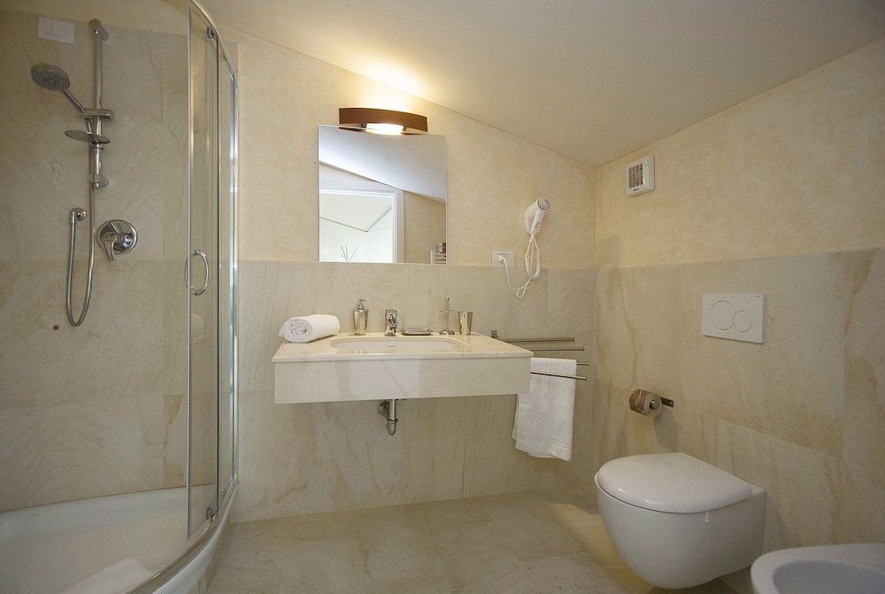 Duplex, 2 Bedrooms (1/A , Borgo Albizi 29 - Lift) - Bathroom