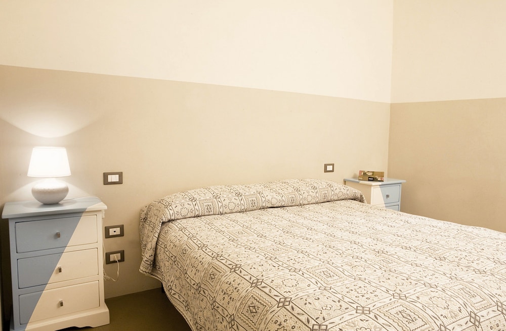 Apartment, 1 Bedroom (Celeste, Via della condotta 16) - Guestroom
