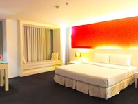 Grand deluxe