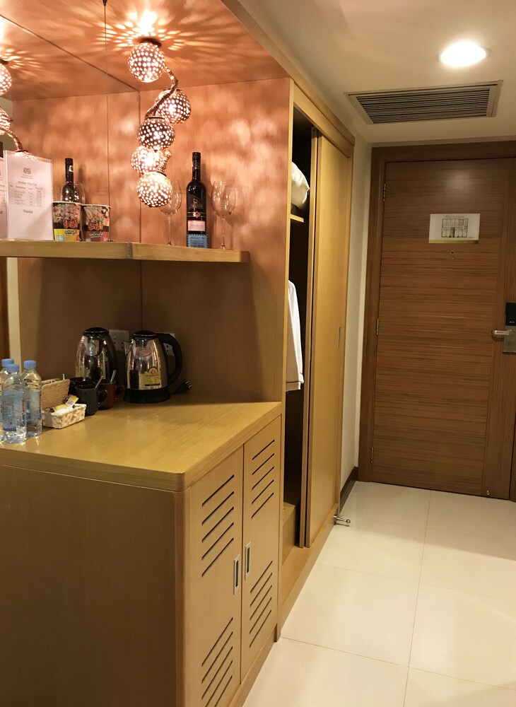 Minibar
