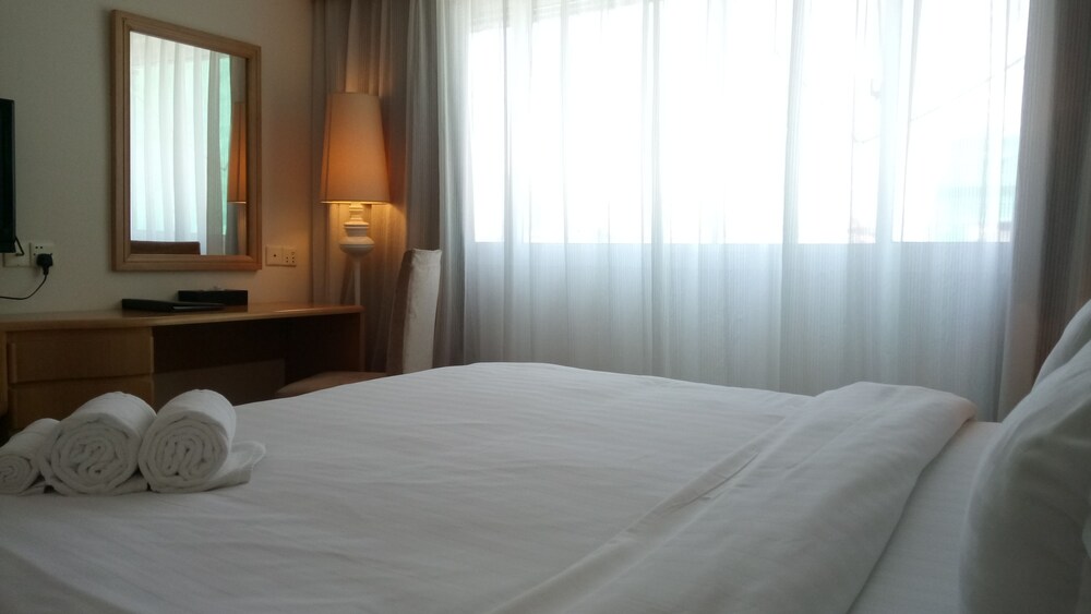 Guestroom View