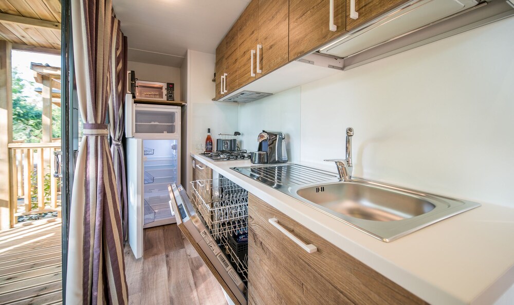 Deluxe Chalet, 2 Bedrooms - In-Room Kitchenette