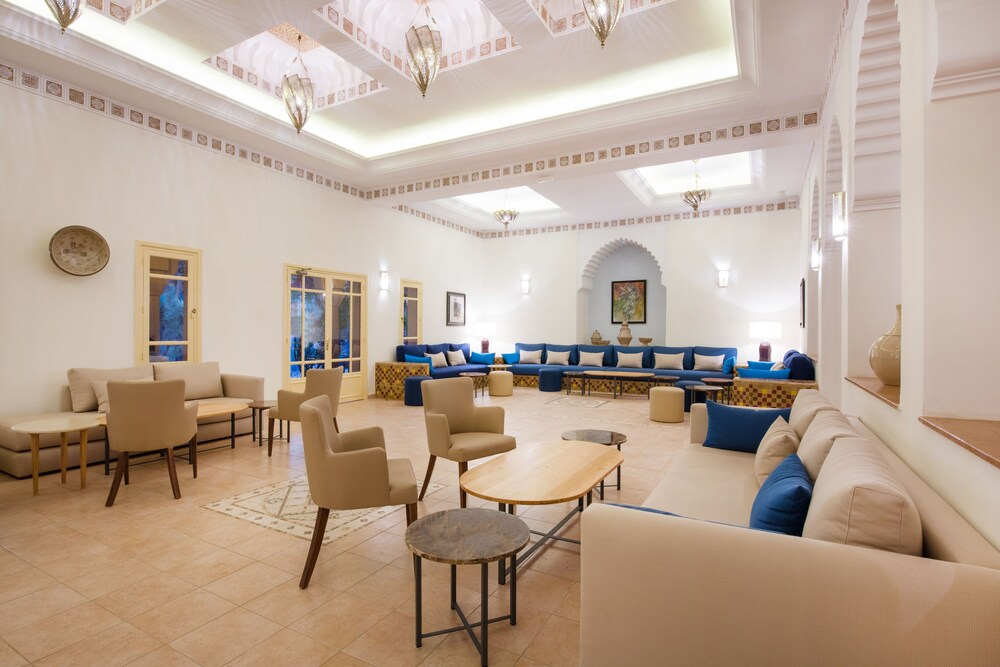 Hotel Lounge