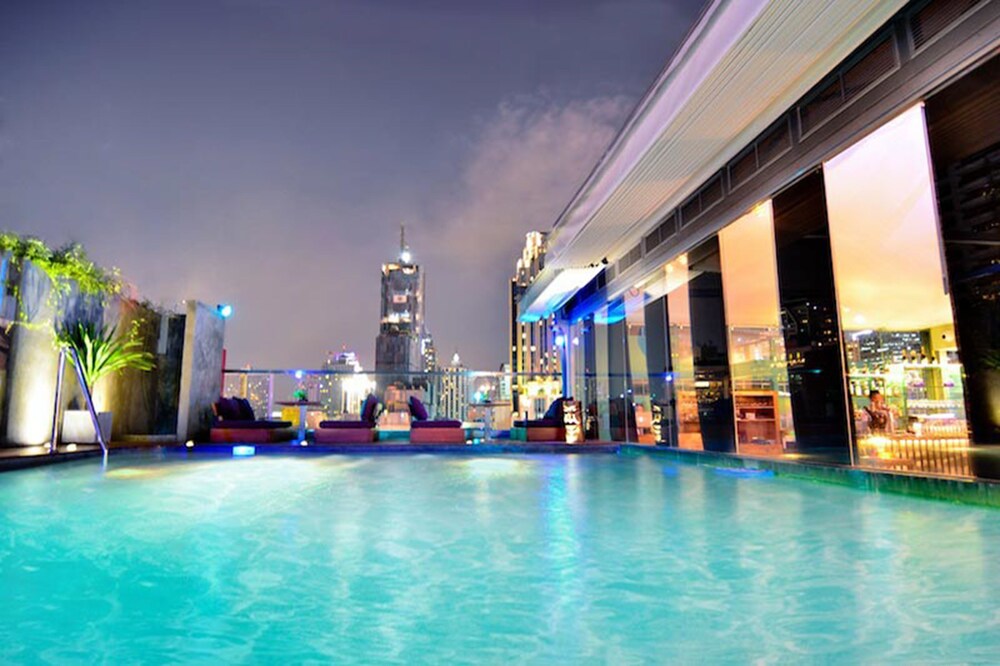 Rooftop Pool