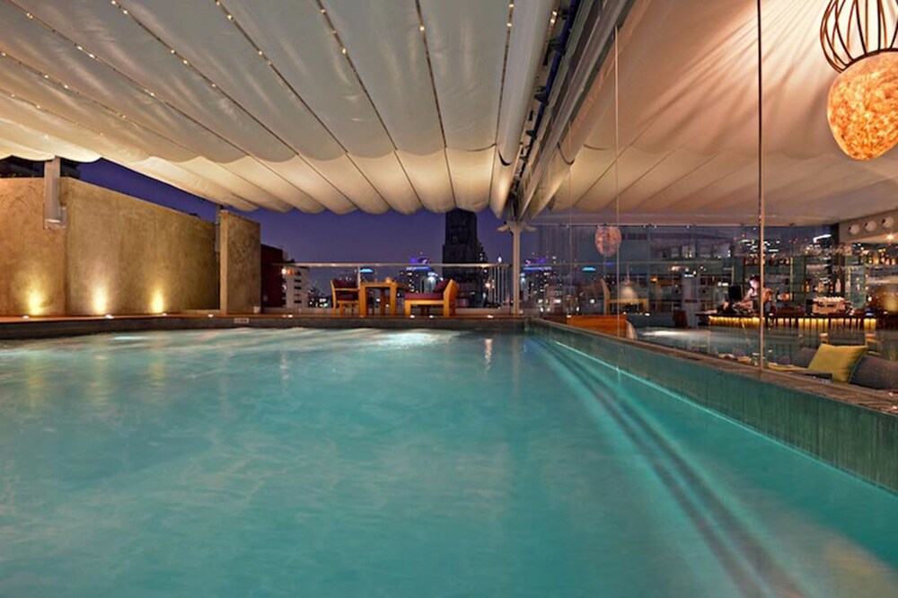 Indoor/Outdoor Pool