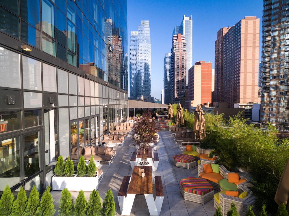 YOTEL New York at Times Square 2017 Room Prices, Deals & Reviews Expedia