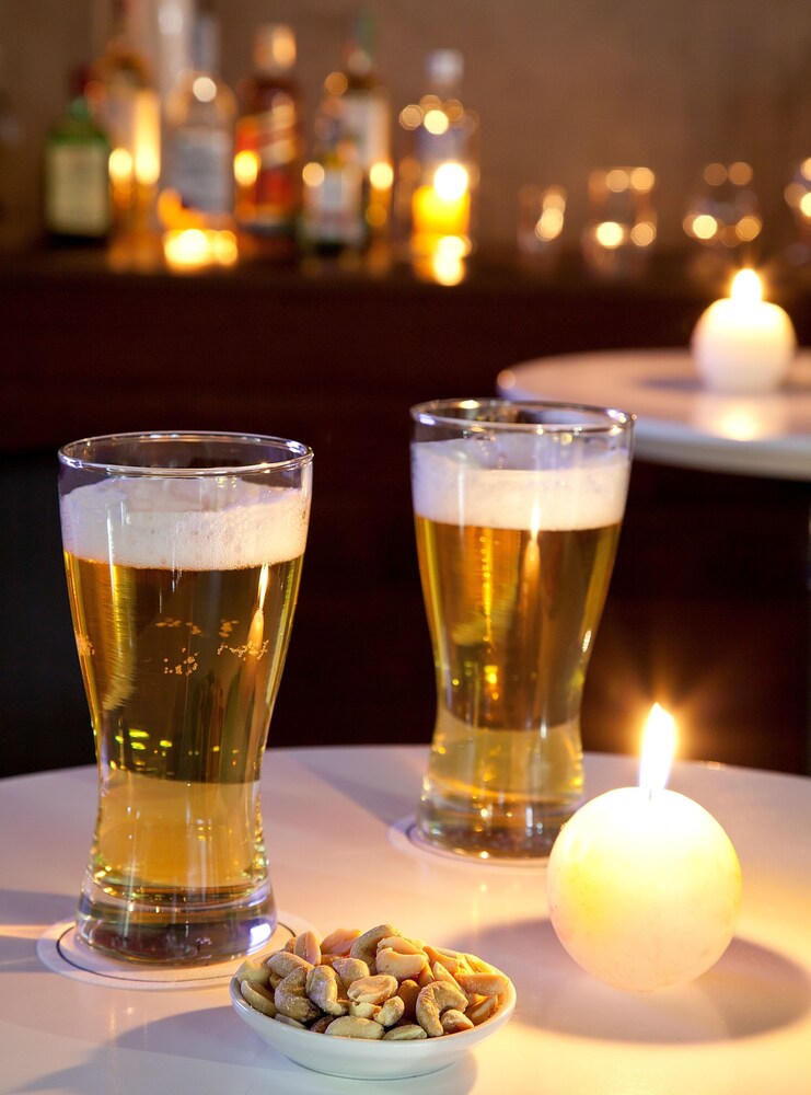 Hotel Bar