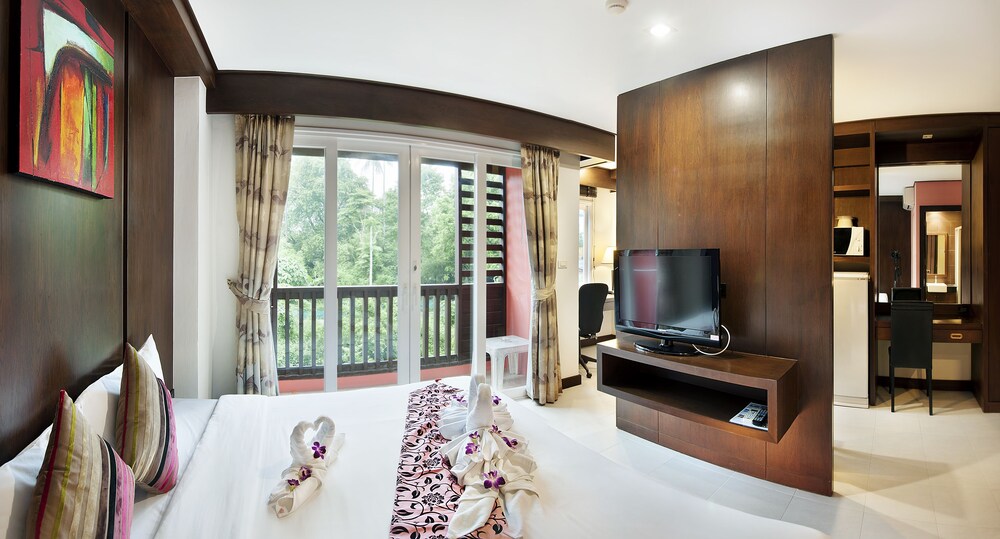 Deluxe Room - Living Area