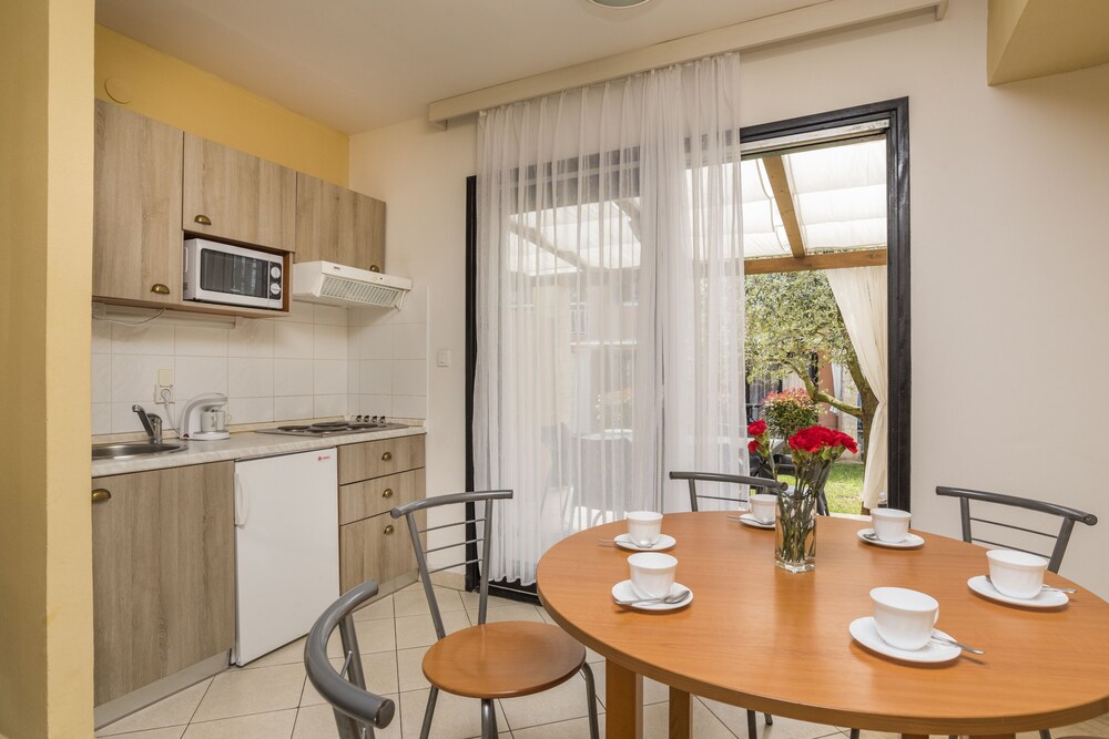 Apartment Premium - In-Room Kitchen
