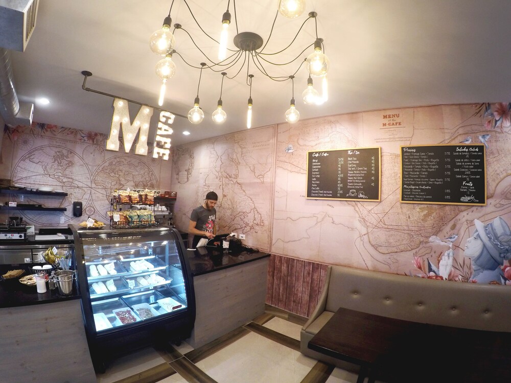 Cafe