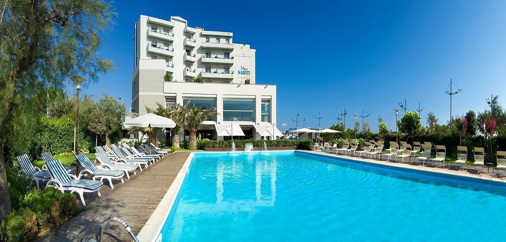 Piscina all'aperto
