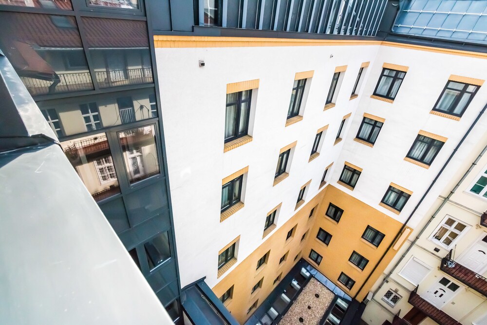 Courtyard View