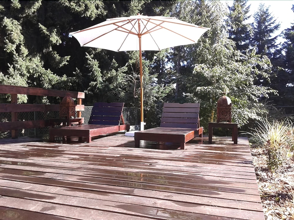 Sundeck