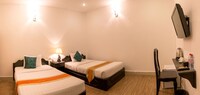 Standard Twin Room, No Windows