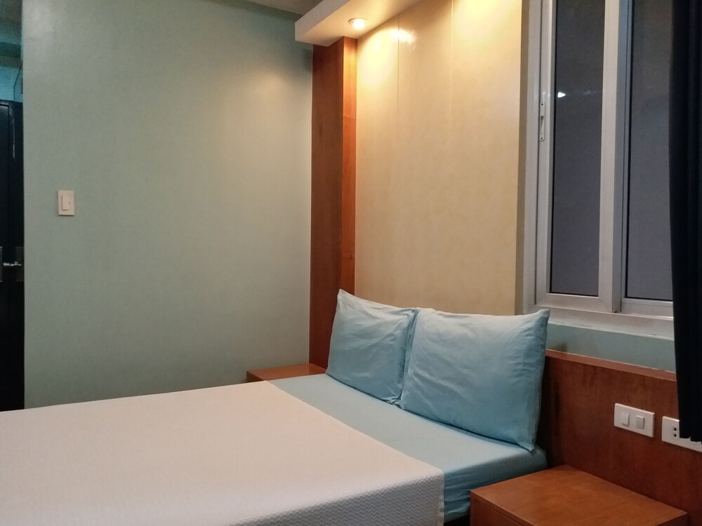 Superior Room (Newly Renovated) - Guestroom