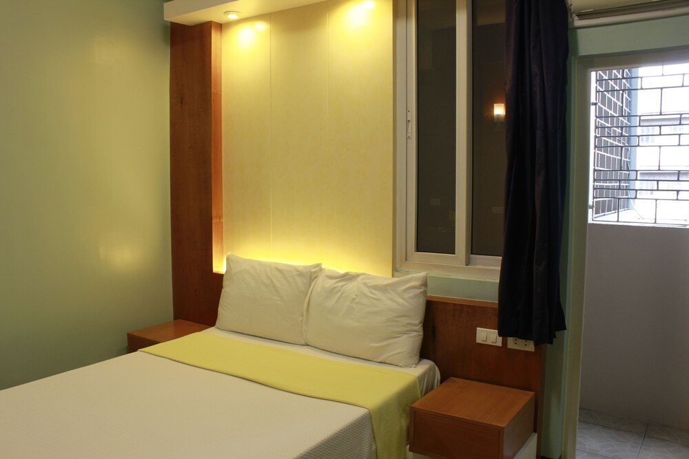 Superior Room (Newly Renovated) - Guestroom