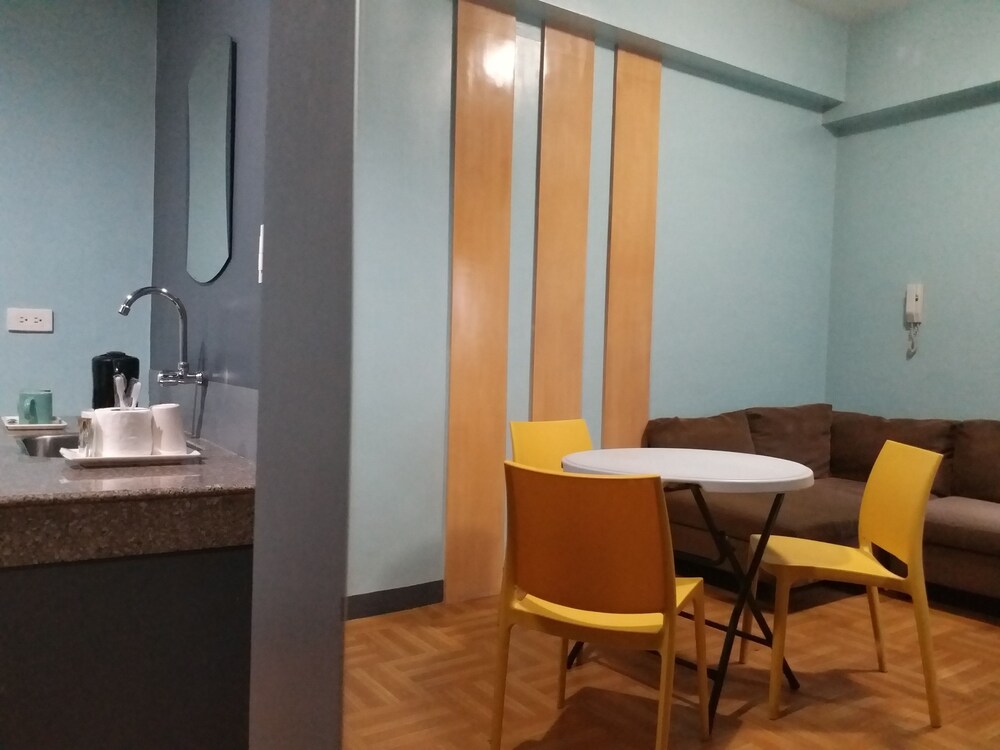 Suite, 1 Bedroom - Living Area
