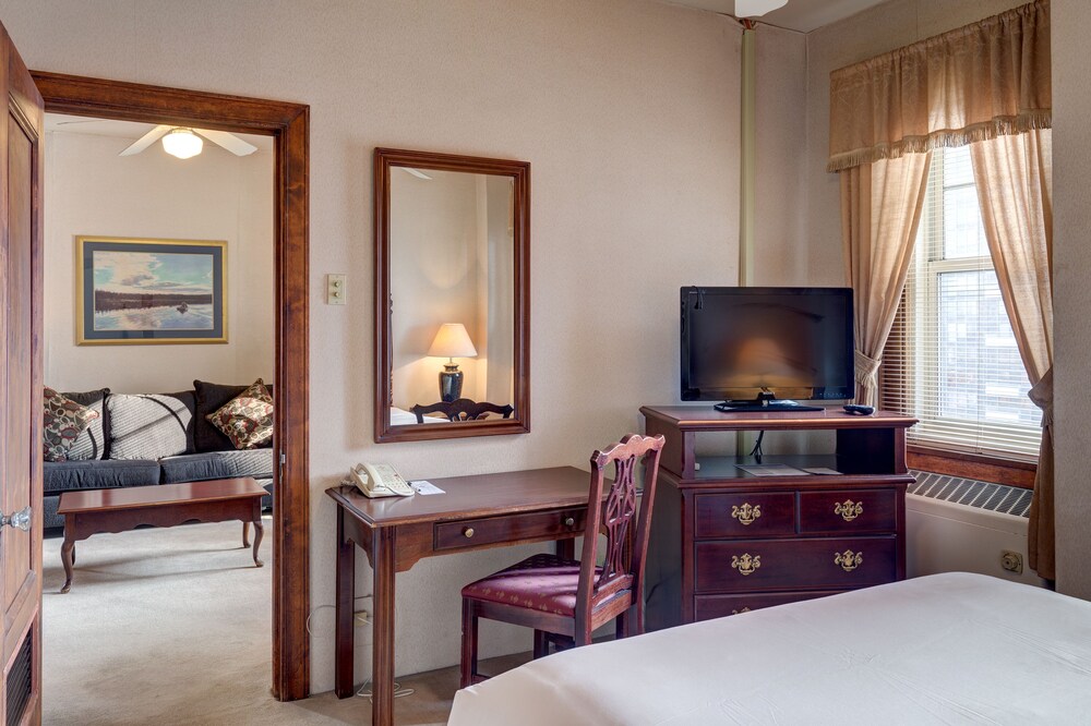 Guestroom